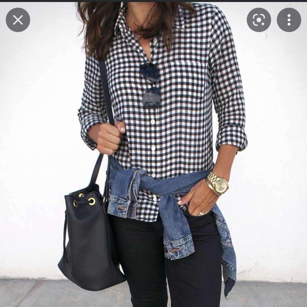 Banana republic - classic fit button down Gingham shirt